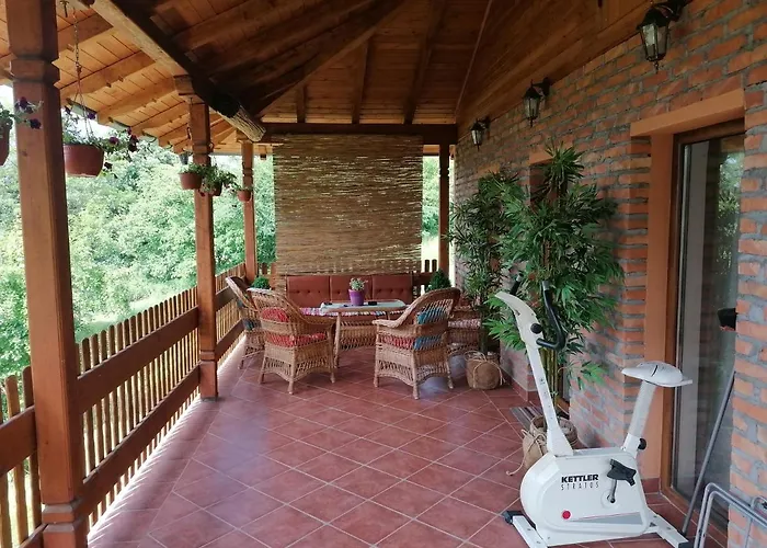 Kuca Za Uzivanje 瓦列沃