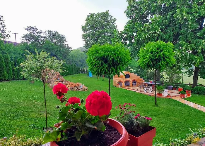 Kuca Za Uzivanje * 瓦列沃