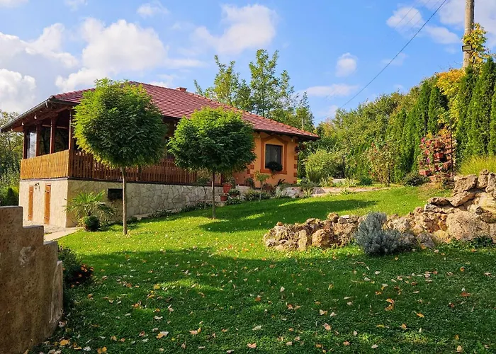 Kuca Za Uzivanje 瓦列沃